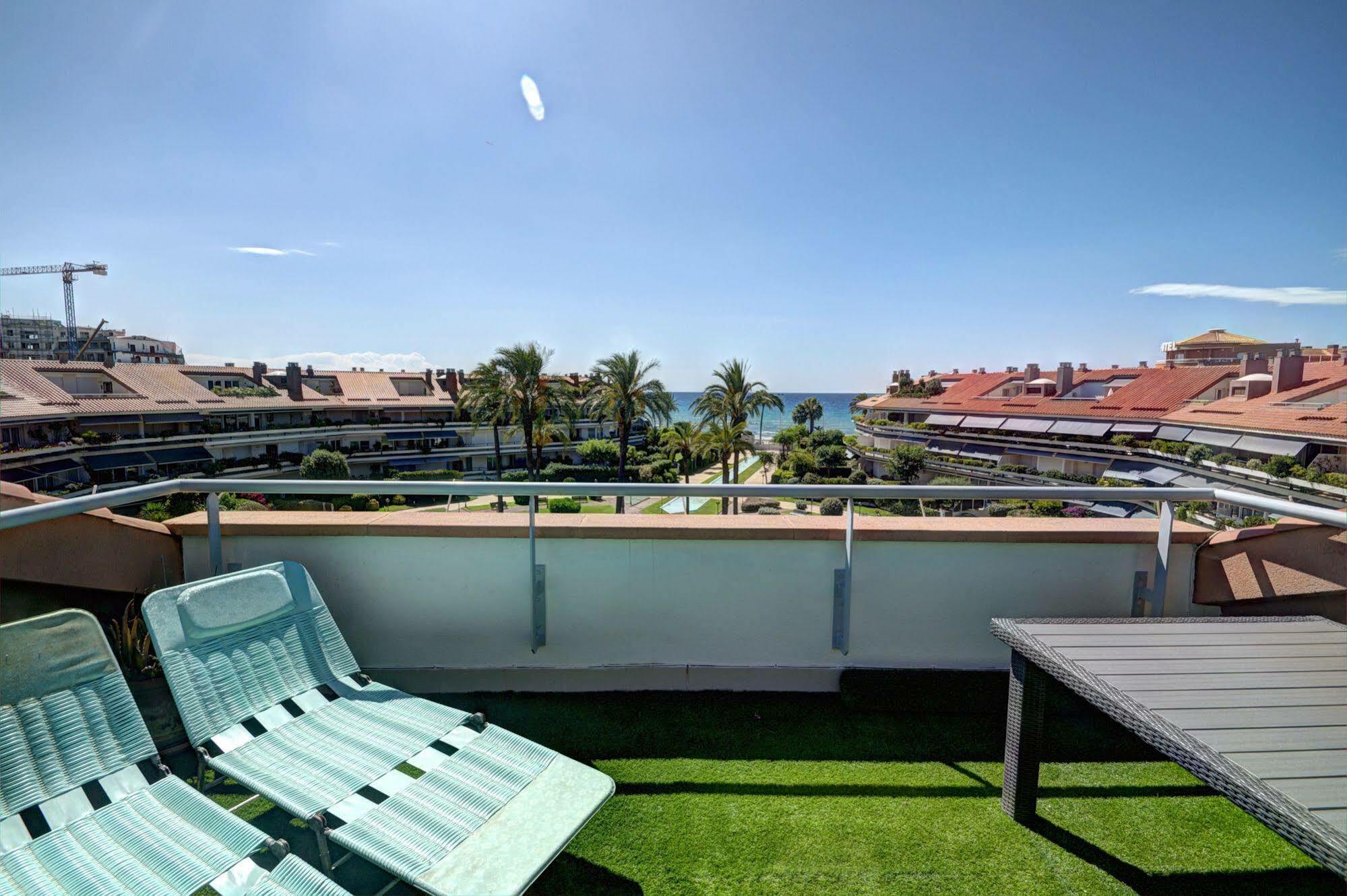 Duplex Park De Mar Διαμέρισμα Σίτζες Εξωτερικό φωτογραφία